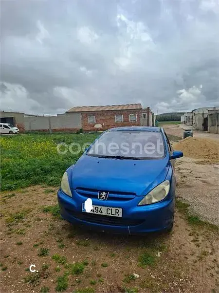 Usado Peugeot 307 110 CV (80 kW) 2003 Azul Berlina