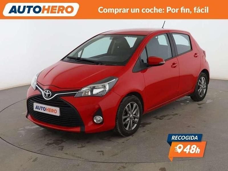 Usado Toyota Yaris City 70 CV (51 kW) 2015 Rojo Berlina