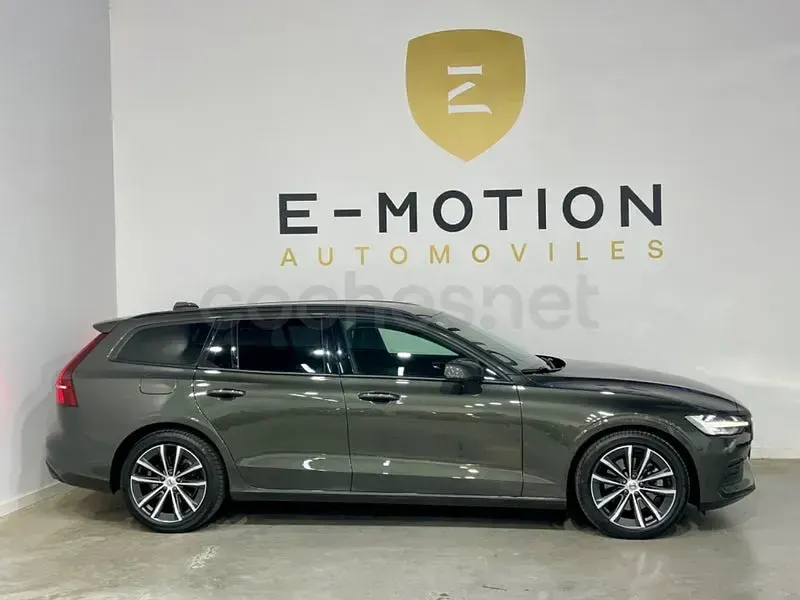 Usado Volvo V60 Ultimate 197 CV (144 kW) 2022 Gris / plata Familiar
