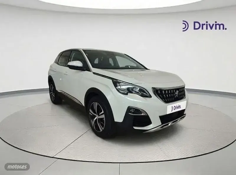 Usado Peugeot 3008 Allure 131 CV (96 kW) 2020 Blanco SUV