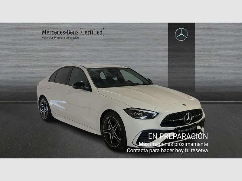 Usado Mercedes C220 200 HP (147 kW) 2022 Sedan