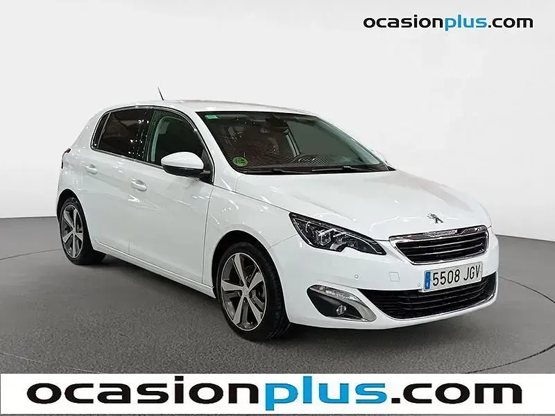 Usado Peugeot 308 Allure 156 CV (114 kW) 2015 Blanco Utilitario