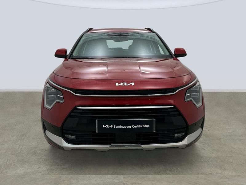 Usado Kia Niro 141 CV (103 kW) 2024 Rojo SUV
