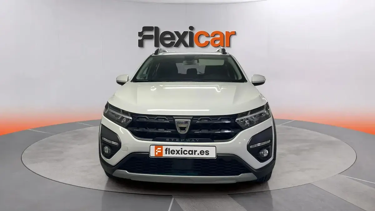 Usado Dacia Sandero Comfort 91 CV (66 kW) 2022 Blanco Berlina