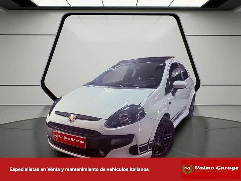 Usado Abarth Punto Evo 165 CV (121 kW) 2011 Blanco Utilitario