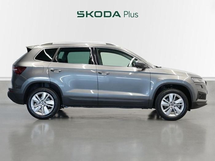 Usado Skoda Karoq Selection 150 CV (110 kW) 2025 Gris SUV