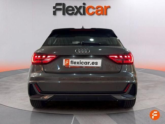 Usado Audi A1 110 CV (80 kW) 2022 Gris SUV