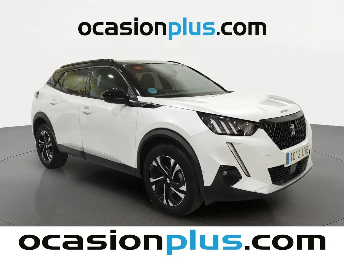 Usado Peugeot 2008 GT 130 CV (95 kW) 2021 Blanco SUV