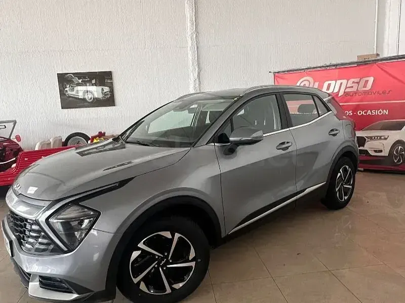 Usado Kia Sportage 150 CV (110 kW) 2024 Gris / plata SUV