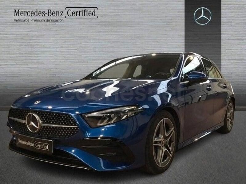 Gris / plata Usado 2025 Mercedes A180 Berlina | 29.990 € (Buen precio) - Imagen 1/4
