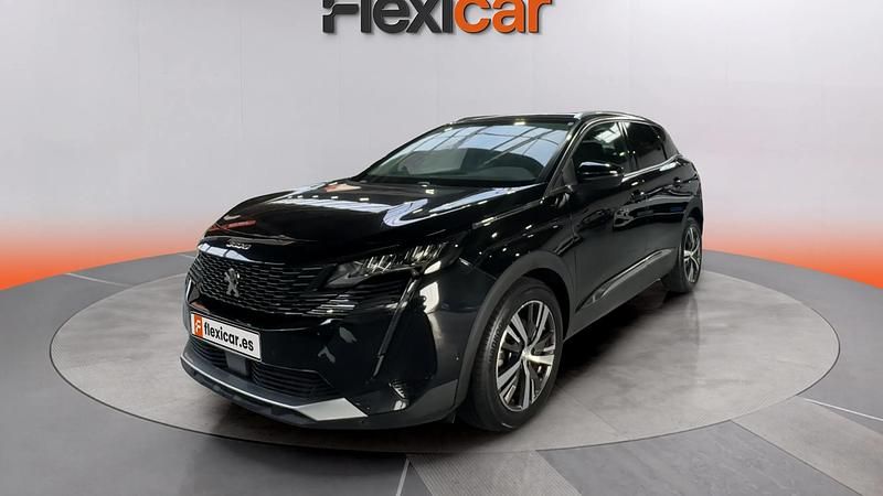 Usado Peugeot 3008 Allure 131 CV (96 kW) 2021 Negro Monovolumen