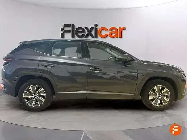 Usado Hyundai Tucson 150 CV (110 kW) 2024 Gris SUV