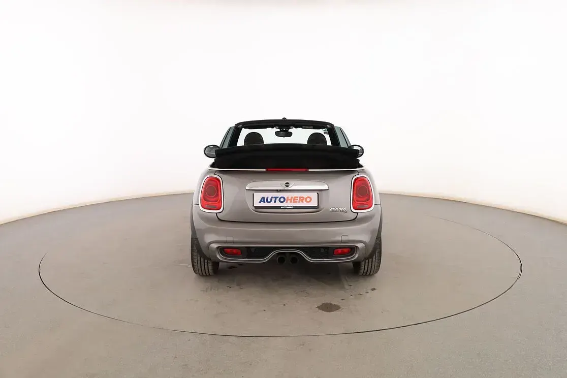 Usado Mini Cooper S Cabriolet 192 CV (141 kW) 2016 Gris Descapotable