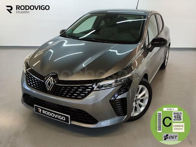 Usado Renault Clio V Evolution 90 CV (66 kW) 2024 Gris / plata Berlina