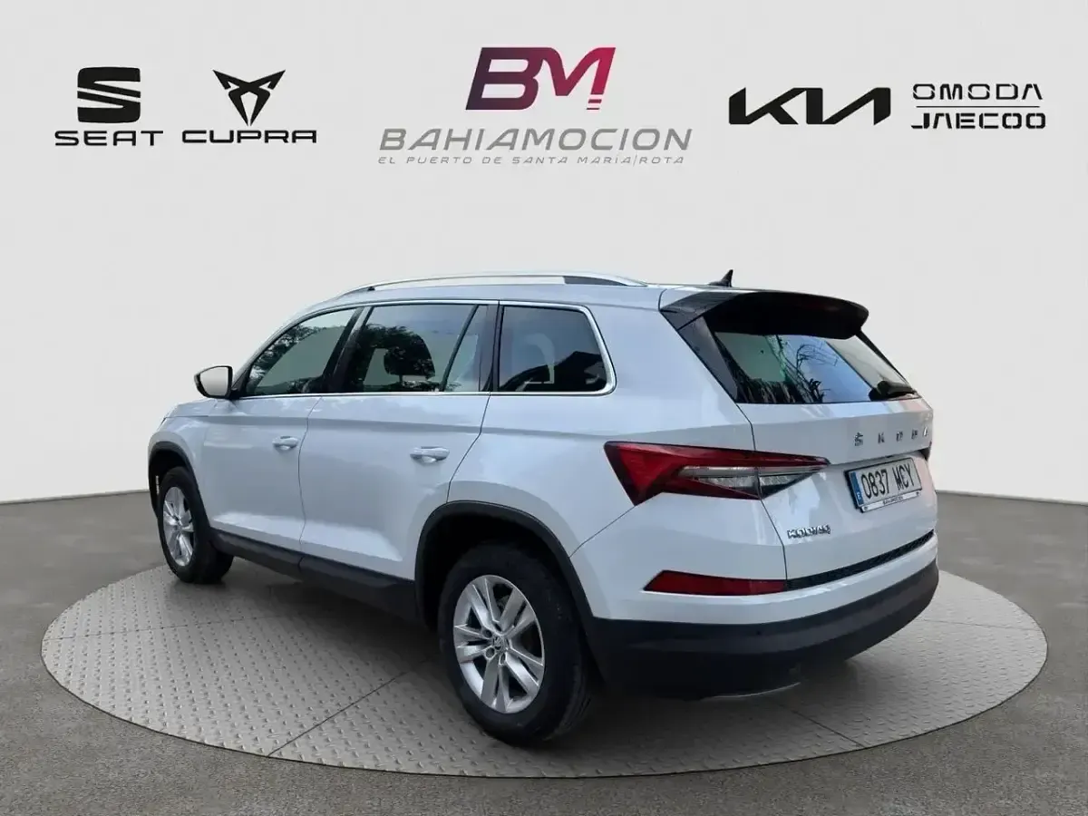 Käytetty Skoda Kodiaq Ambition 150 HP (110 kW) 2022 Valkoinen Katumaasturi