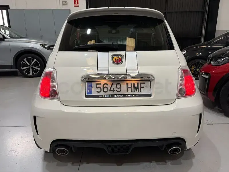 Usado Abarth 500 135 CV (99 kW) 2012 Blanco Berlina