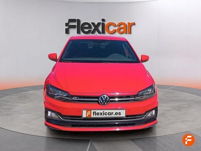 Usado VW Polo R-line 110 CV (80 kW) 2021 Rojo Utilitario