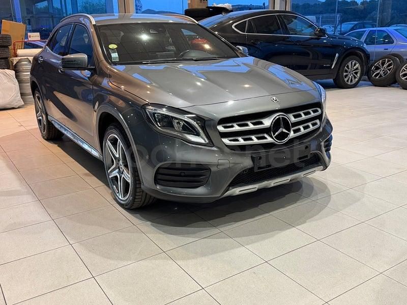 Usado Mercedes GLA220 177 CV (130 kW) 2019 Gris / plata SUV