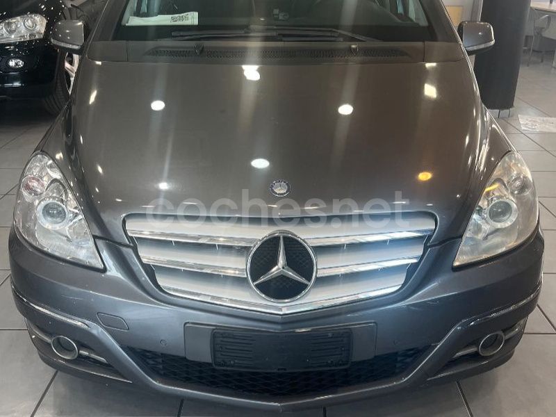Gris / plata Usado 2009 Mercedes B200 Monovolumen | 7850 € (Caro) - Imagen 1/4