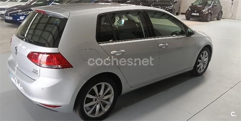Gris / plata Usado 2013 VW Golf VII Edition Berlina | 13.500 € (Caro) - Imagen 1/2
