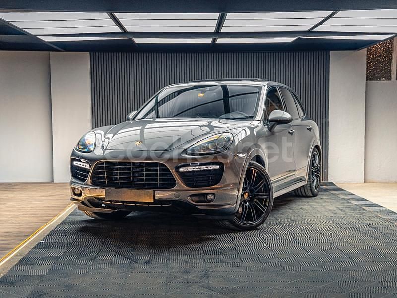 Gris / plata Usado 2013 Porsche Cayenne SUV | 27.900 € (Precio justo) - Imagen 1/4
