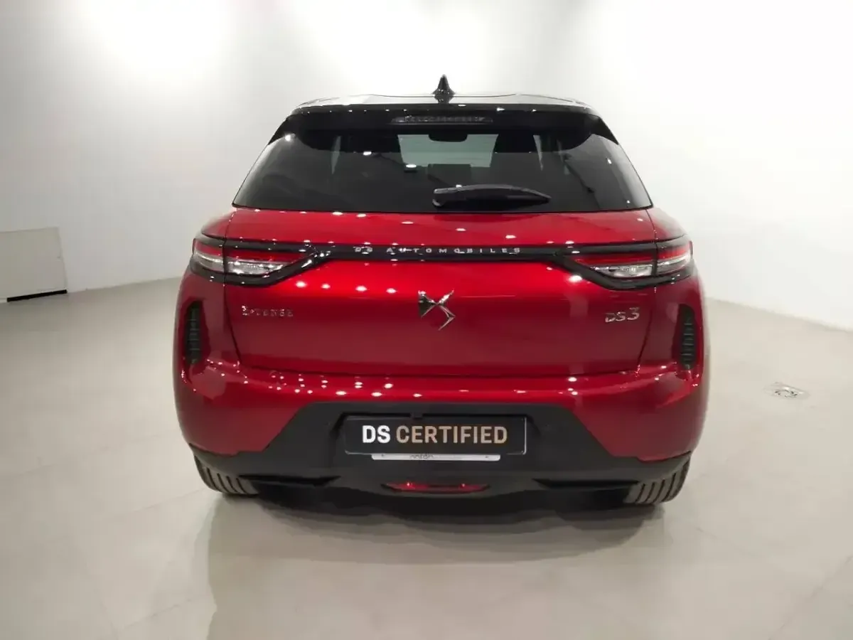 Usado DS Automobiles DS3 Crossback E-Tense Opera 114 kW (156 CV) 2023 Rojo SUV