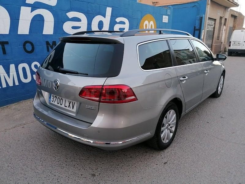 Usado VW Passat Advance 150 CV (110 kW) 2015 Gris / plata Familiar