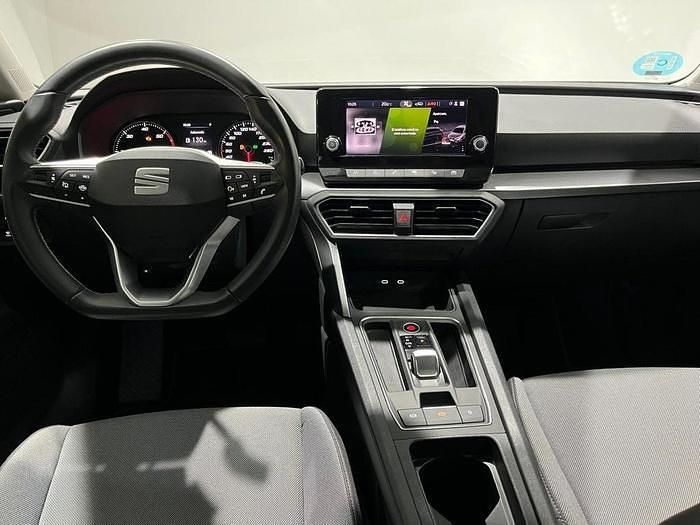 Usado Seat Leon Style 150 CV (110 kW) 2024 Blanco