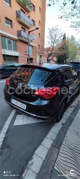 Negro Usado 2013 Opel Astra Selective Berlina | 5400 € (Precio justo) - Imagen 1/4