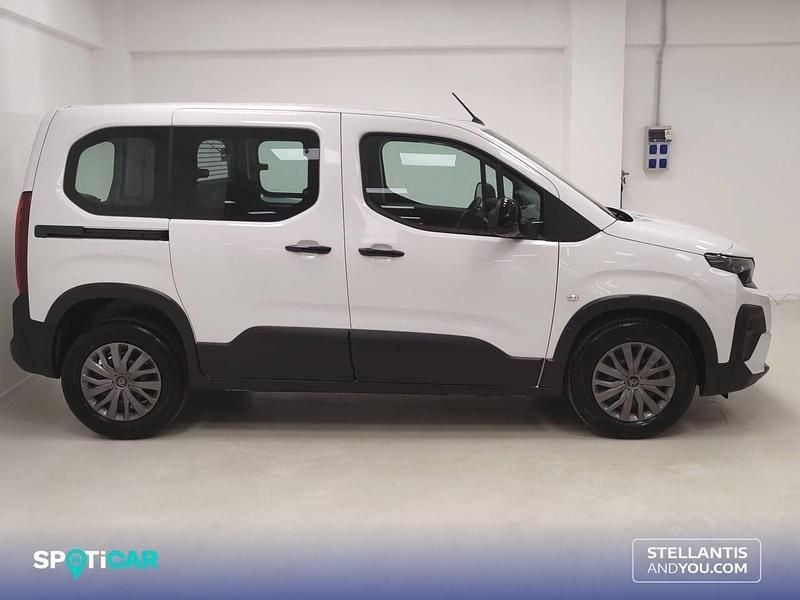 Nuevo Peugeot Rifter Allure 130 CV (95 kW) 2026 Negro Monovolumen