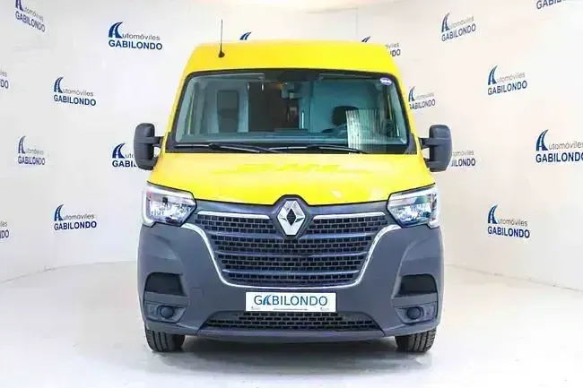 Usado Renault Master 55 kW (75 CV) 2020 Amarillo Monovolumen