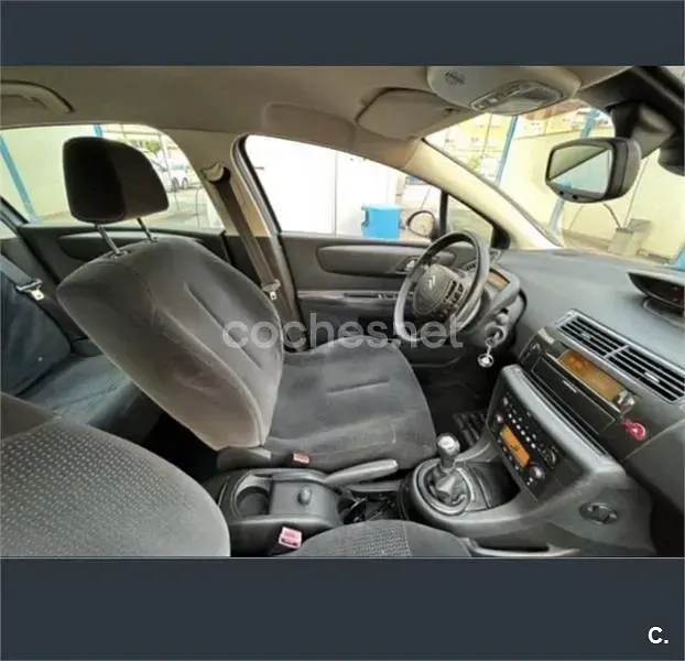 Usado Citroën C4 92 CV (67 kW) 2008 Gris / plata Berlina
