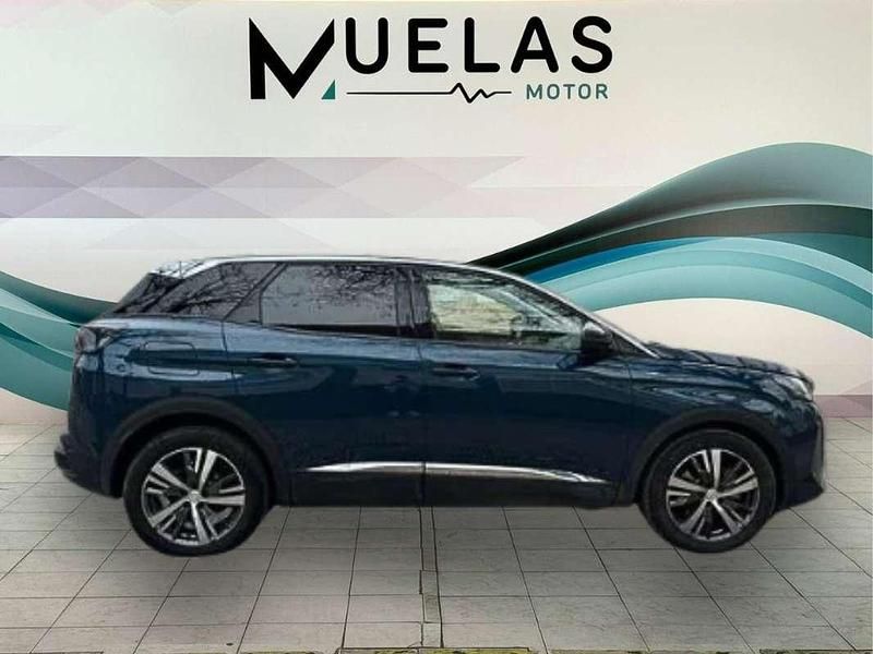 Usado Peugeot 3008 Allure 224 CV (164 kW) 2022 Azul SUV