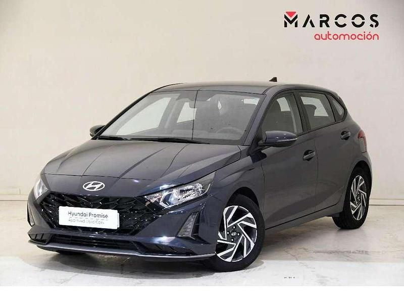Gris Usado 2024 Hyundai i20 Utilitario | 15.900 € (Precio justo) - Imagen 1/4