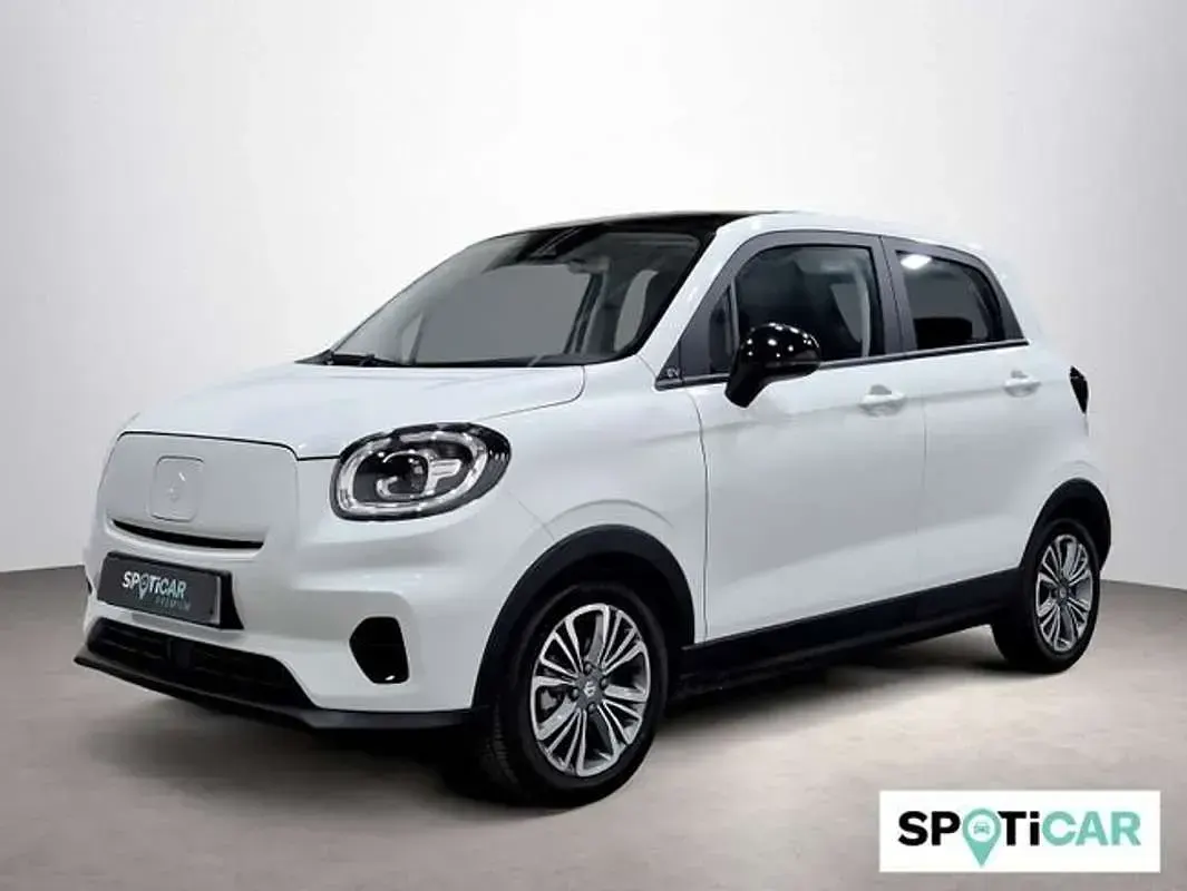 Usado Leapmotor T03 69 kW (95 CV) 2025 Blanco Utilitario