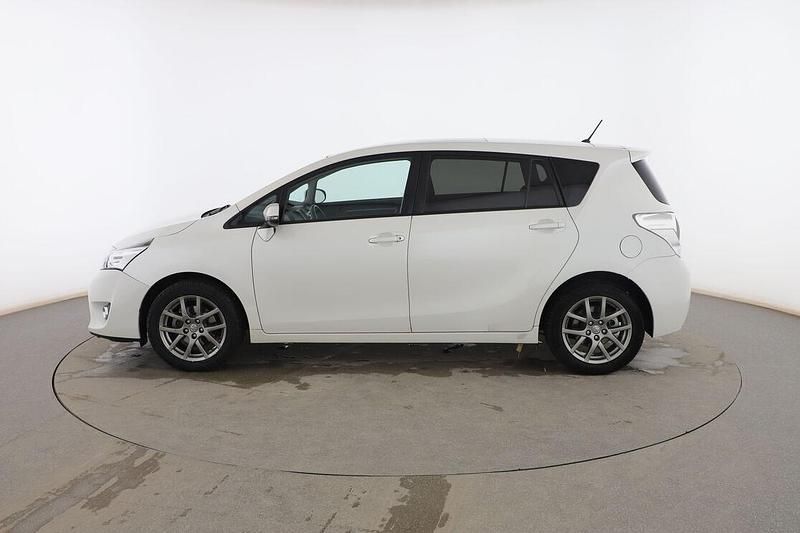 Usado Toyota Verso Advance 132 CV (97 kW) 2014 Blanco Monovolumen