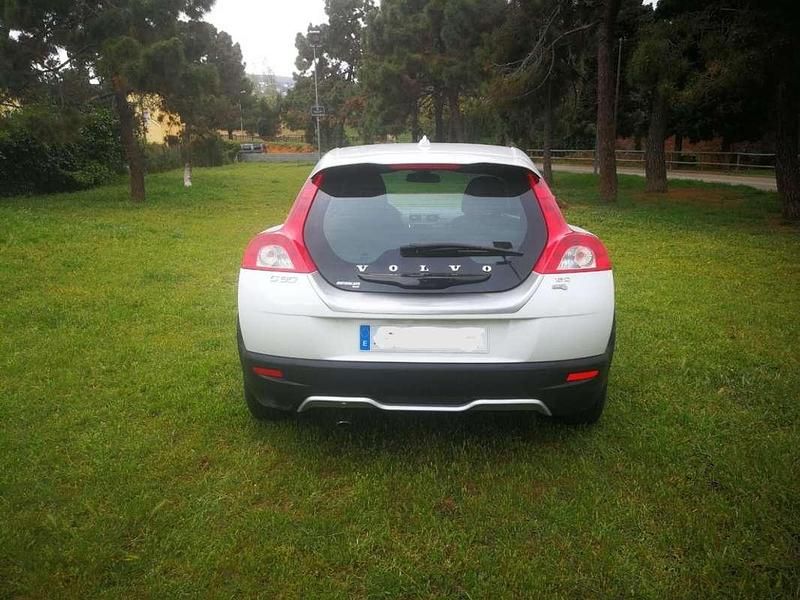 Usado Volvo C30 Drive Kinetic 114 CV (83 kW) 2010 Blanco Utilitario