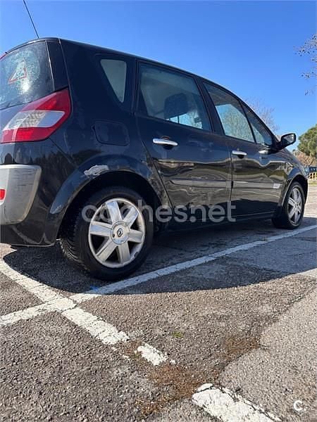 Usado Renault Scénic II Dynamique 105 CV (77 kW) 2005 Negro Monovolumen
