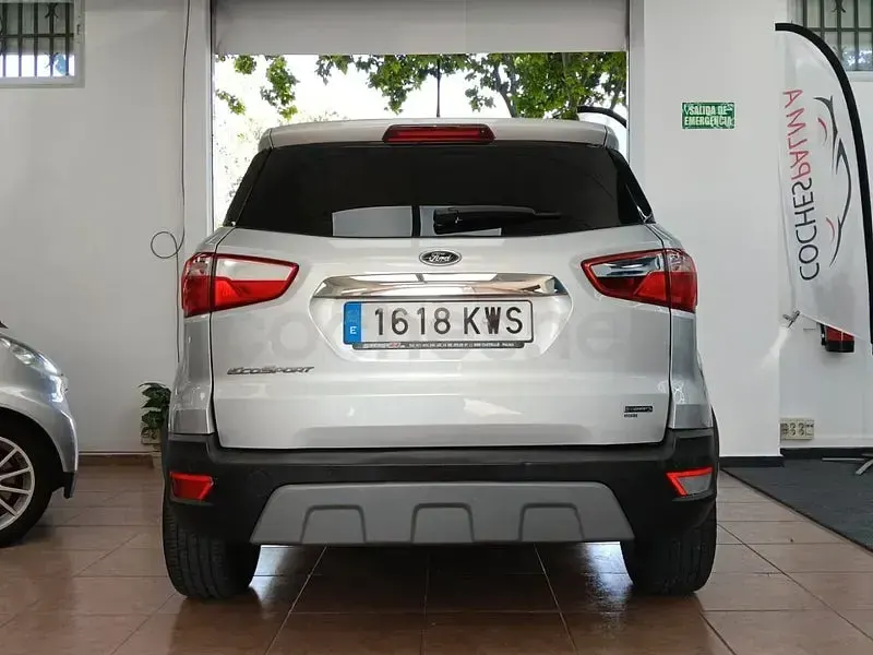 Usado Ford Ecosport Titanium 140 CV (102 kW) 2019 Gris / plata SUV