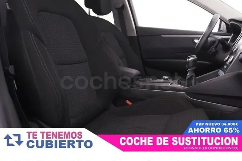Usado Renault Talisman Intens 130 CV (95 kW) 2017 Gris / plata Berlina