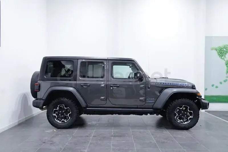 Usado Jeep Wrangler Rubicon 381 CV (280 kW) 2023 Gris / plata SUV