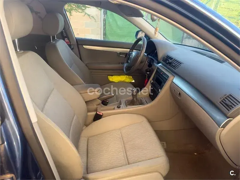 Usado Audi A4 S-Line 170 CV (125 kW) 2007 Azul Berlina