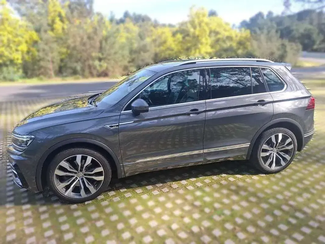 Usado VW Tiguan Sportline 239 CV (175 kW) 2017 Gris SUV