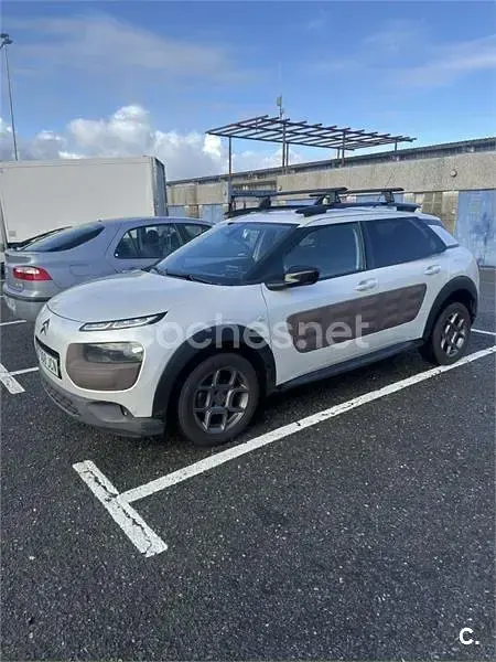 Usado Citroën C4 Cactus Shine 100 CV (73 kW) 2015 Blanco Utilitario