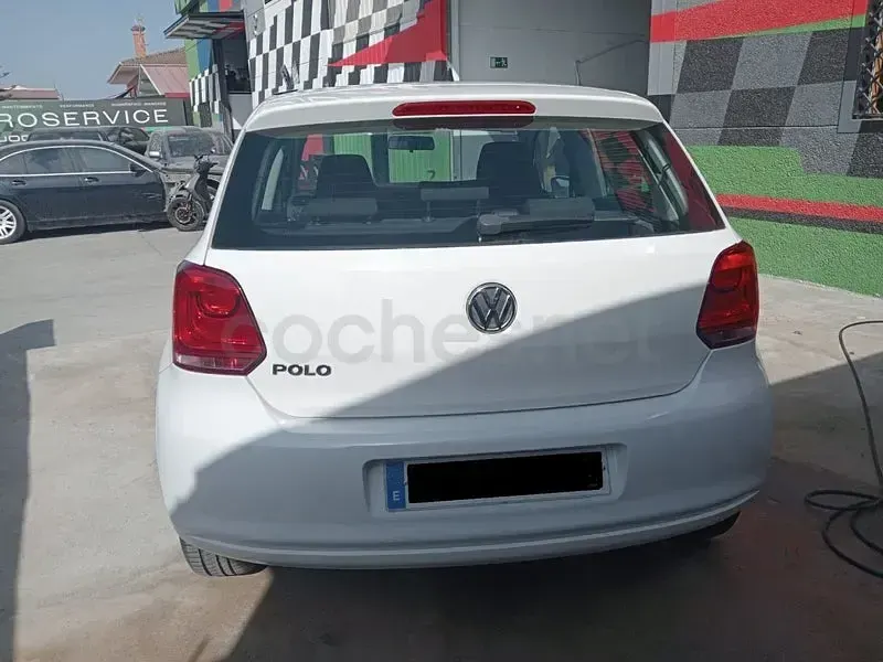 Usado VW Polo Advance 70 CV (51 kW) 2014 Blanco Berlina