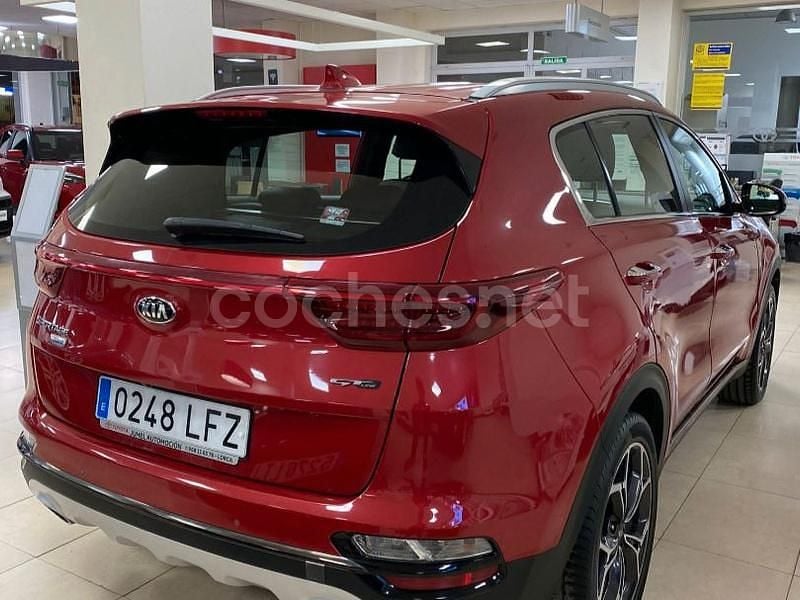 Usado Kia Sportage GT-Line 115 CV (84 kW) 2020 Rojo SUV