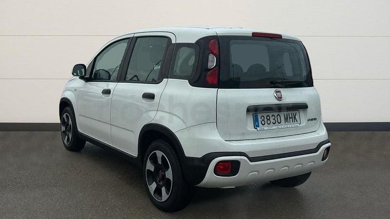 Usado Fiat Panda Cross Cross 70 CV (51 kW) 2023 Blanco Utilitario
