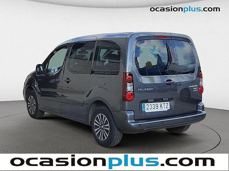 Usado Peugeot TePee Active 49 kW (67 CV) 2019 Blanco Familiar