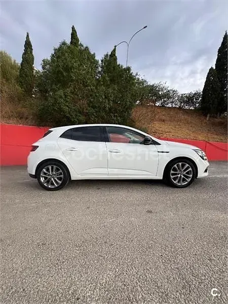 Usado Renault Mégane IV 90 CV (66 kW) 2017 Blanco Berlina