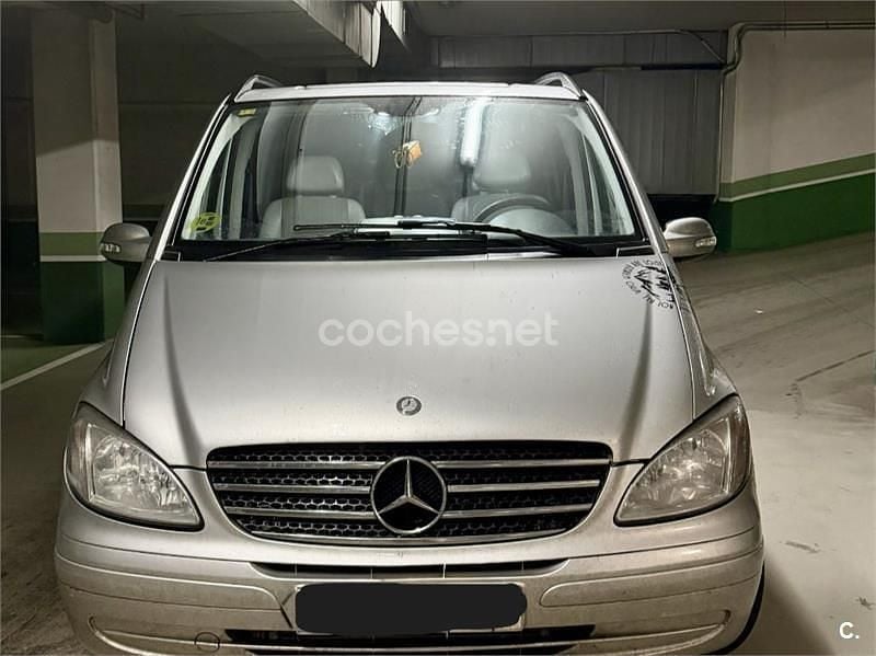 Usado Mercedes Viano 116 CV (85 kW) 2007 Gris / plata Monovolumen